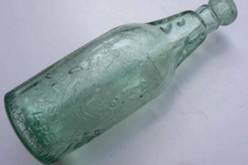Idris pop bottle